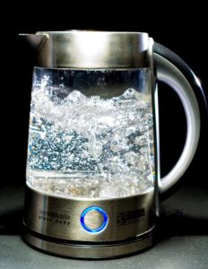 Water boiling in kettle is no see thru